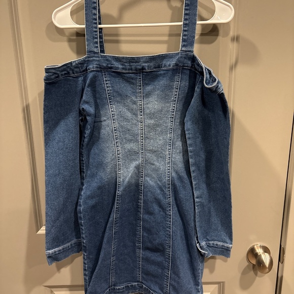 Jean dress - Picture 2 of 3